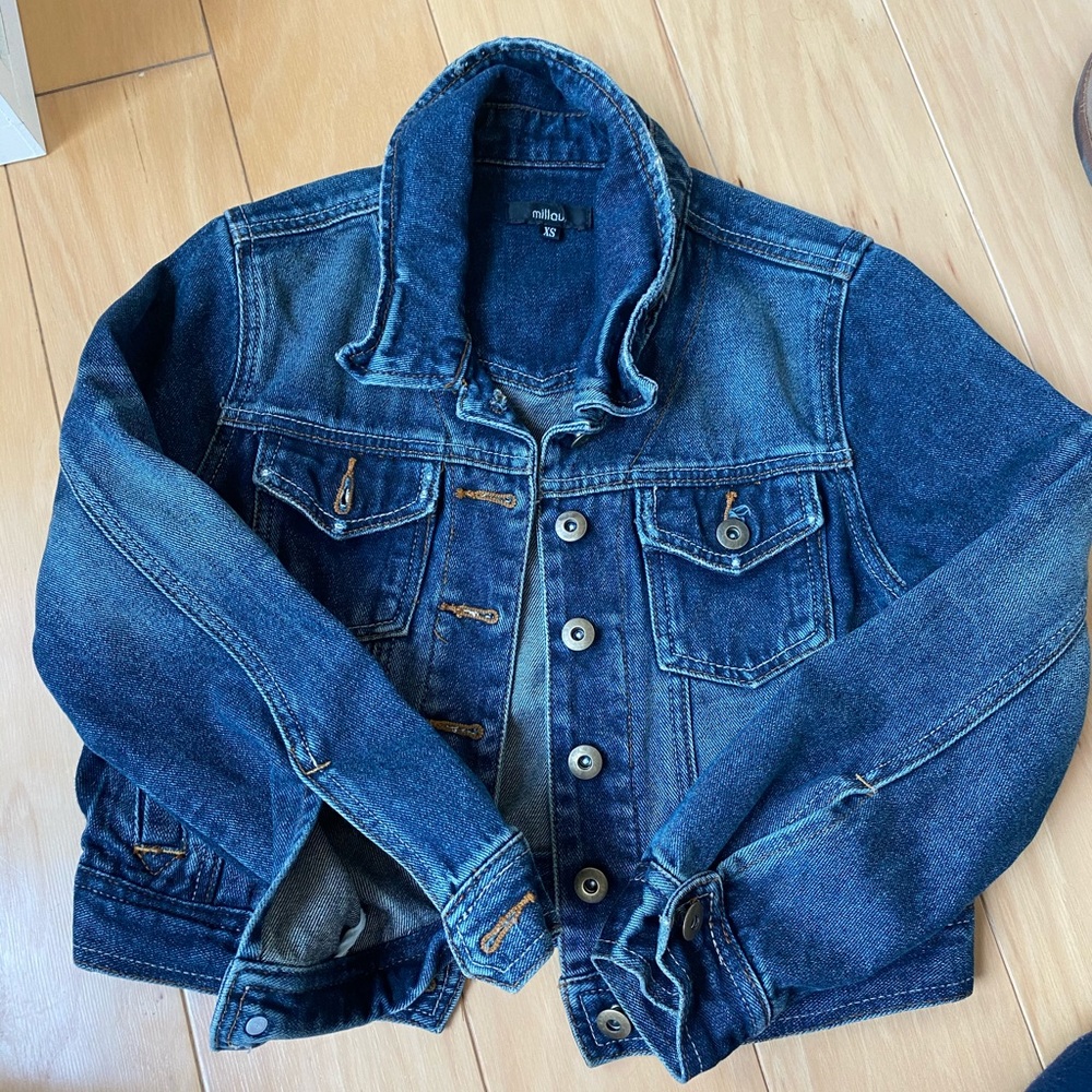 Cropped jean jacket
